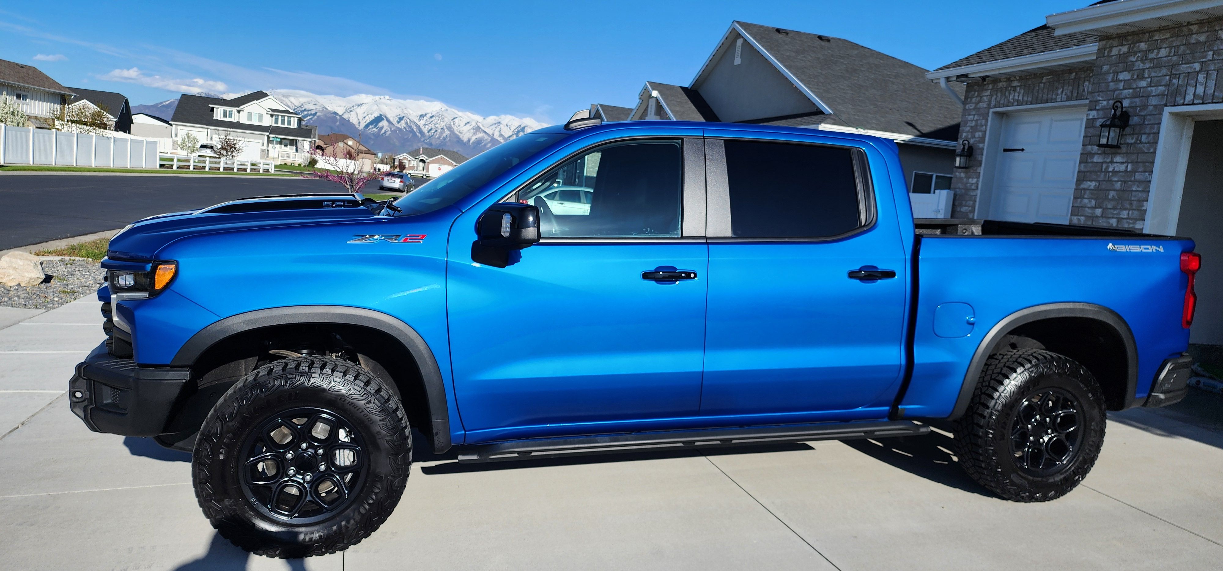 2023 ZR2 Bison3