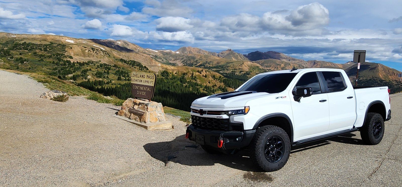 ZR2 BISON Continental Divide.jpg