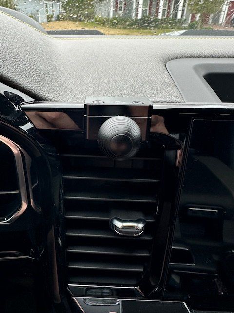 ZR2Phone Mount.jpg